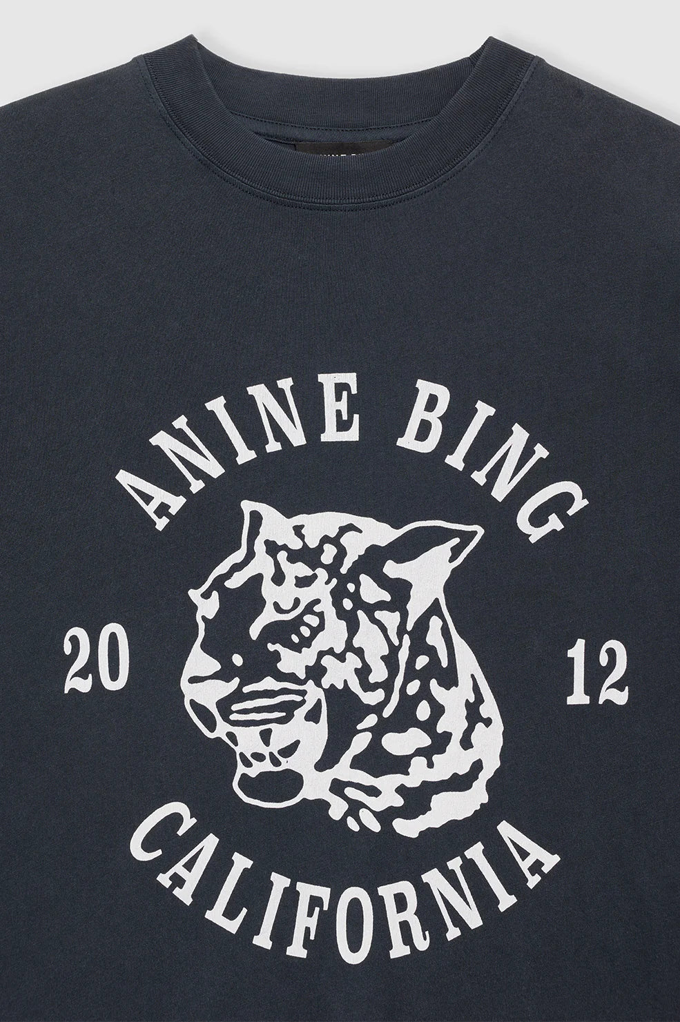 Anine Bing | Avi Tee Collegiate Leopard - Charcoal