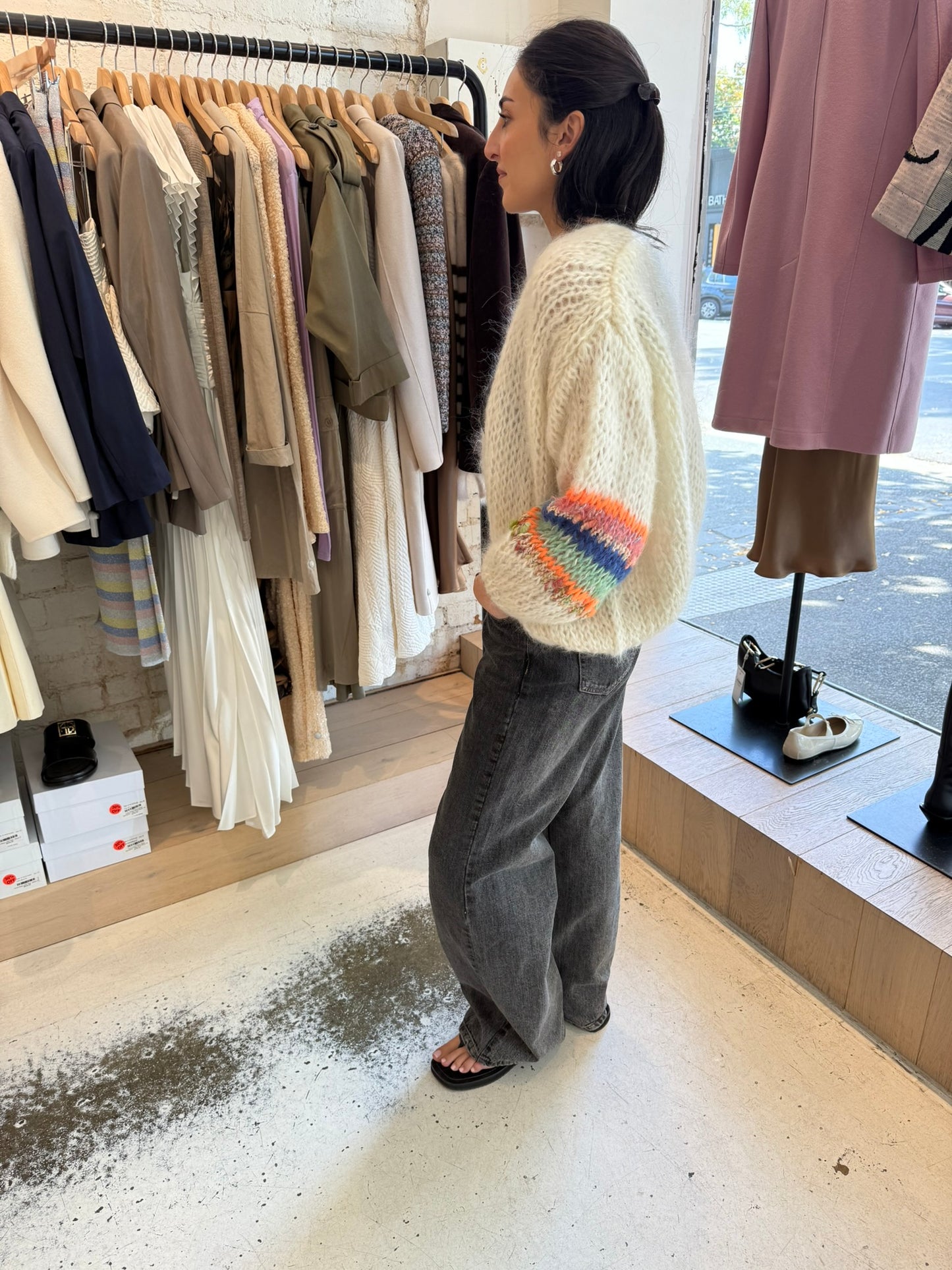 Les Tricots D'o | Eloise Mohair Cardigan Short - Off White/Colour Sleeve