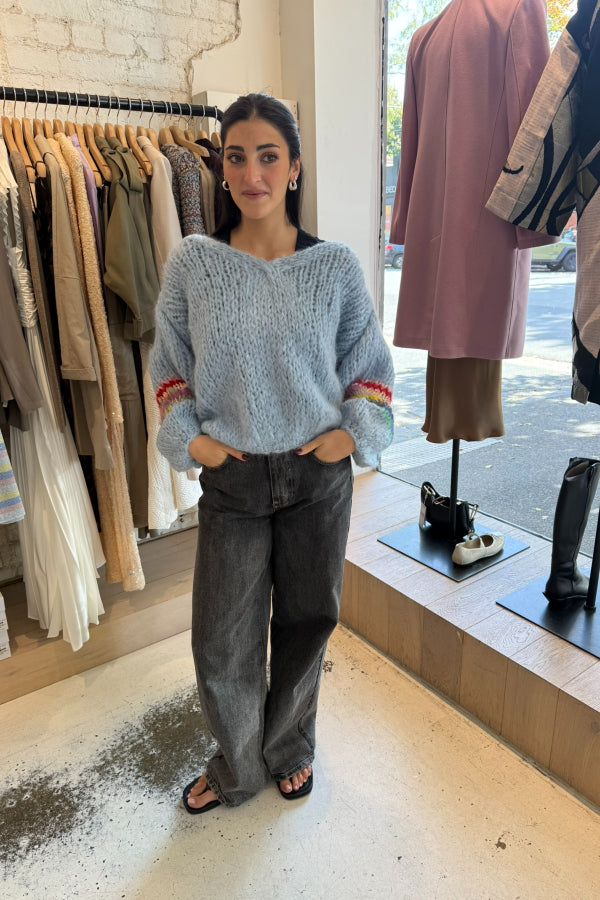 Les Tricots D'o | Eleanor Mohair Pullover V-Neck - Pale Blue Coloured Sleeves