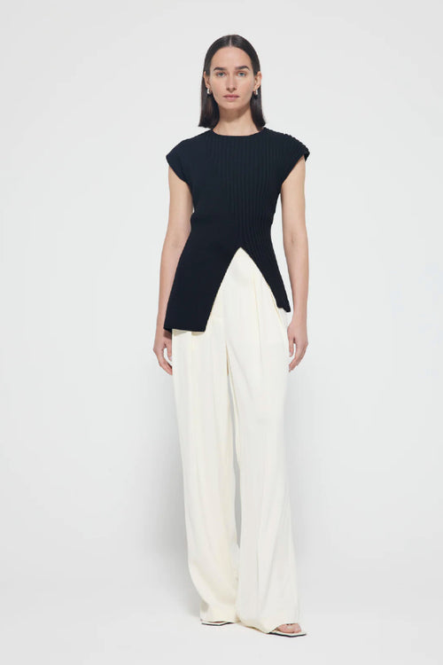 RÓHE | Asymmetric Sleeveless Knitted Top - Noir