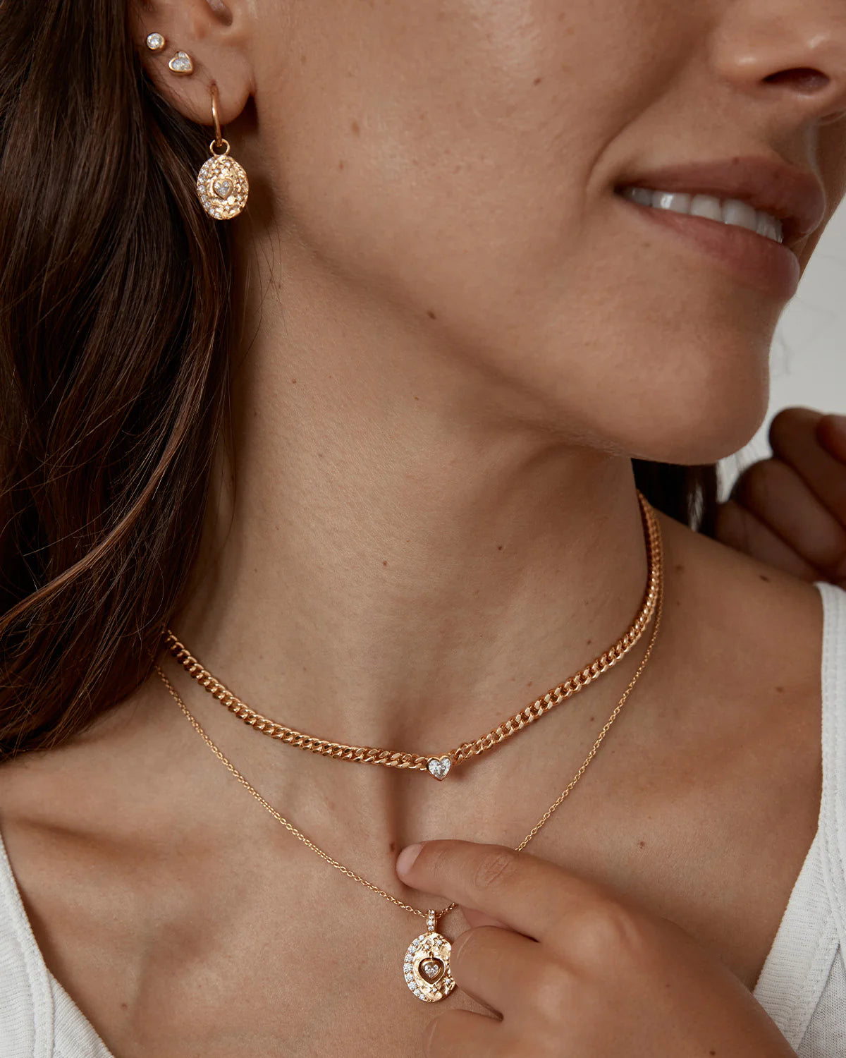 By Charlotte | Radiant Heart Studs - Gold