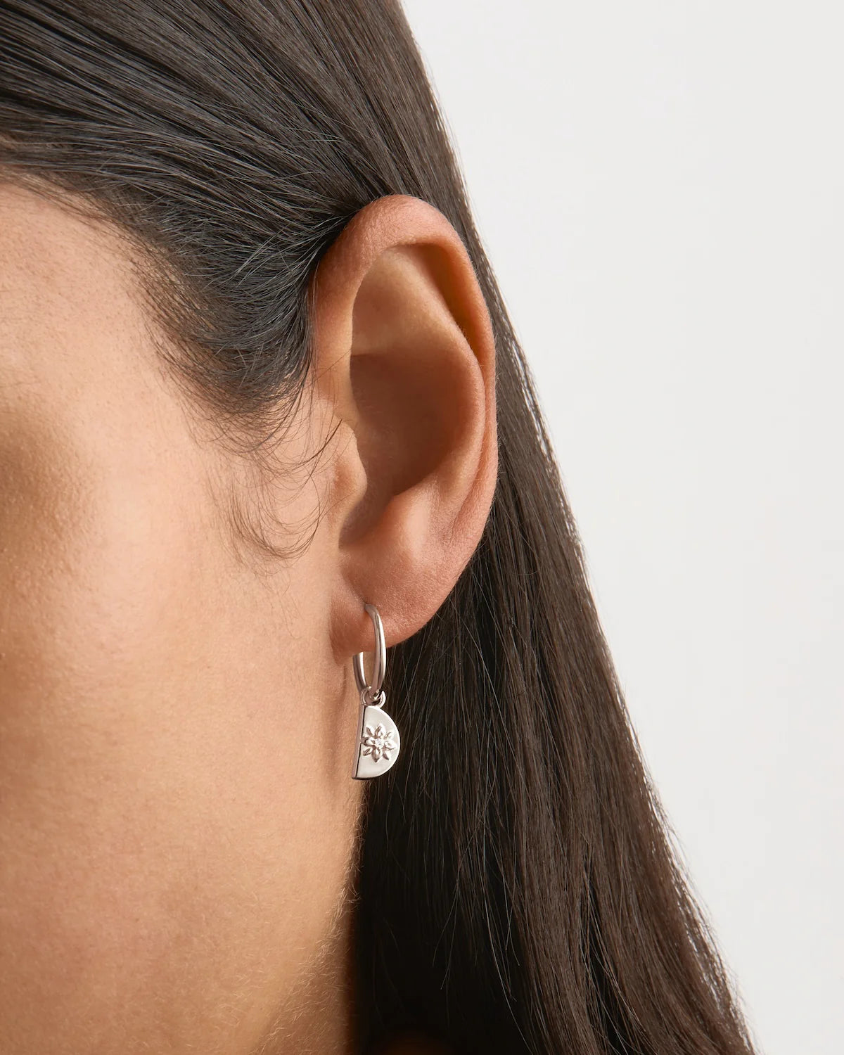 By Charlotte | Lotus Hoops - Silver