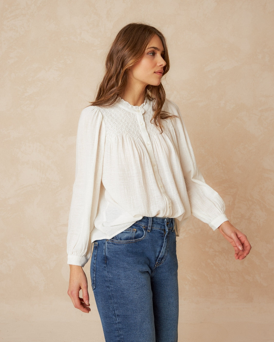 Indi & Cold | Camisa Embroidered Shirt - Blanco