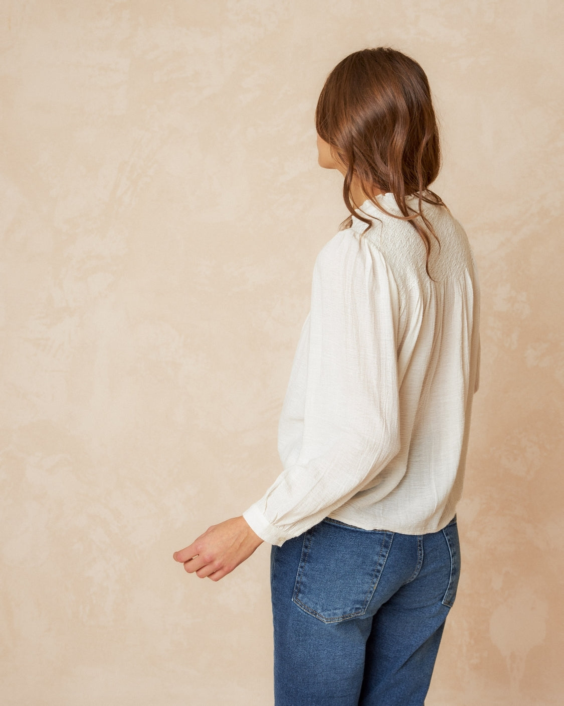 Indi & Cold | Camisa Embroidered Shirt - Blanco