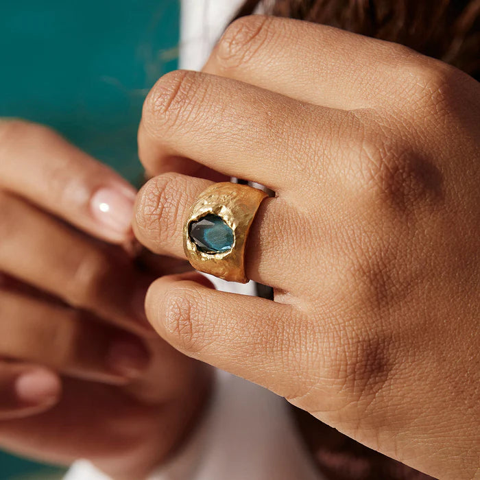 Agapée | Carmen Blue Ring - Gold