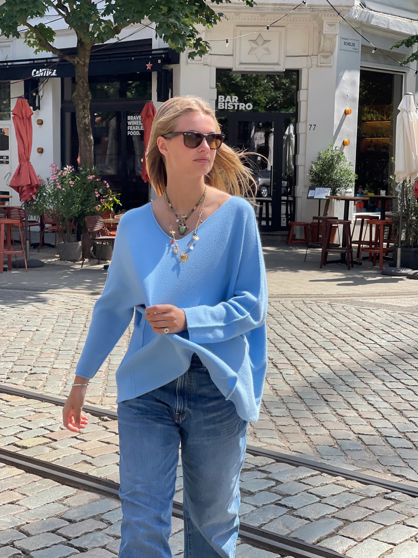 Lou & Odette | Laura Pullover V-Neck - Jeans Blue