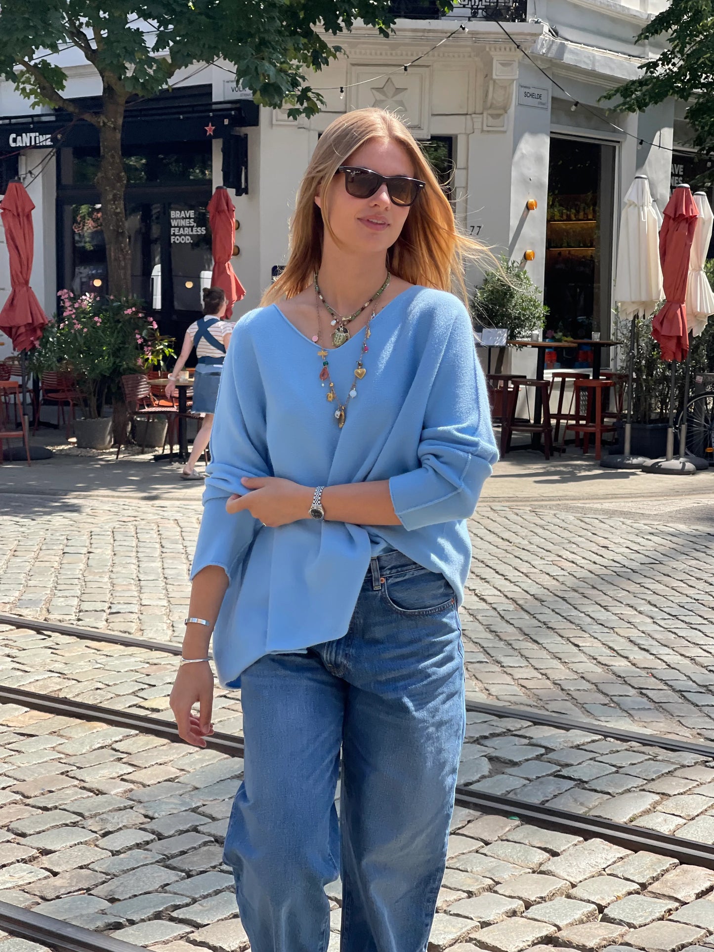 Lou & Odette | Laura Pullover V-Neck - Jeans Blue