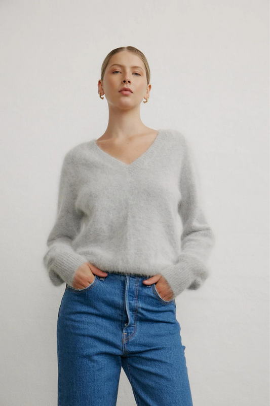 World Of Nomads | Isabella V-neck Knit Balloon Sleeve - Light Grey