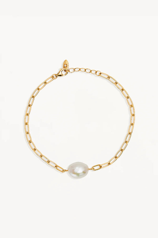 By Charlotte | Breathe Pearl Bracelet - Gold