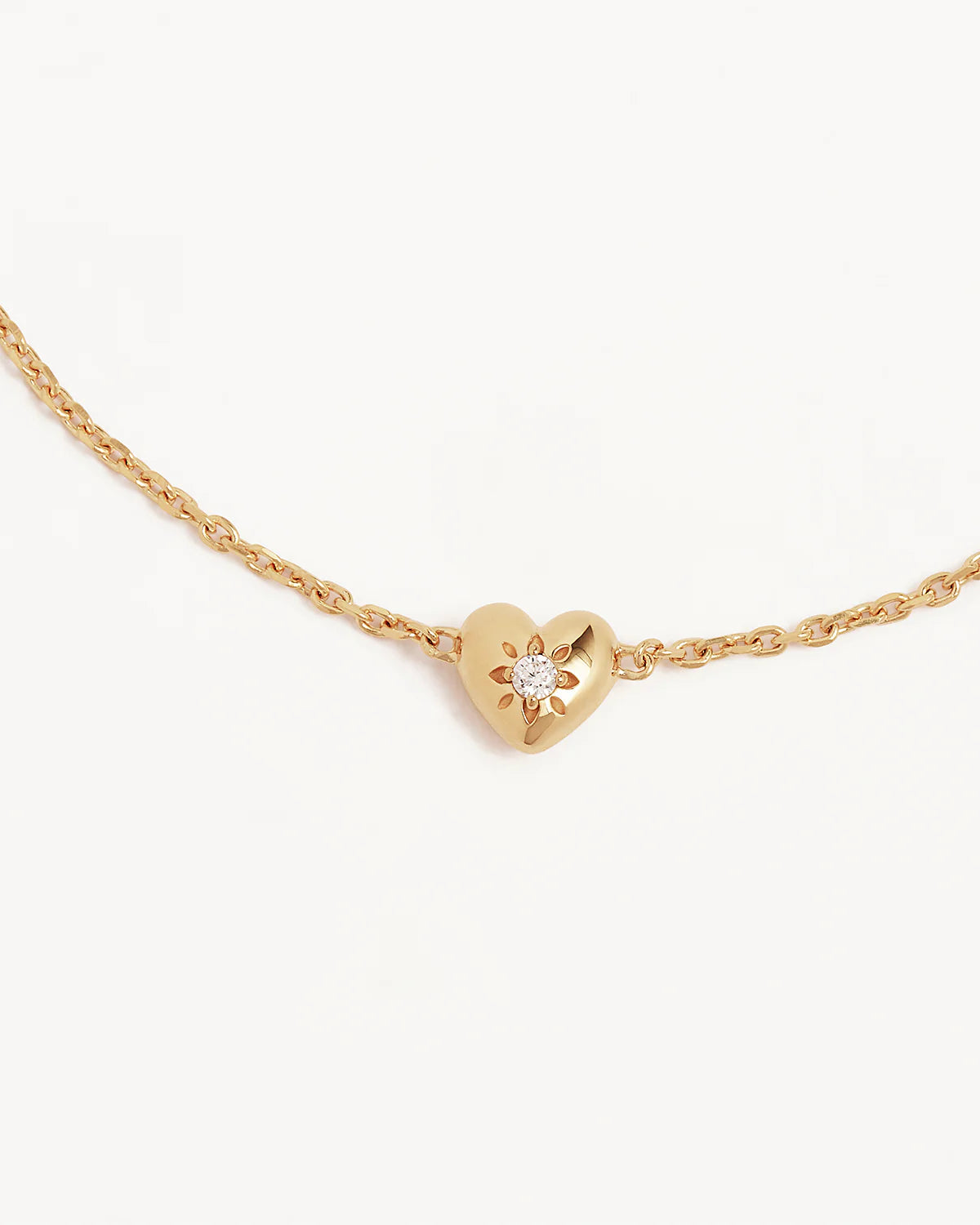 By Charlotte | Blooming Hearts Bracelet - Gold