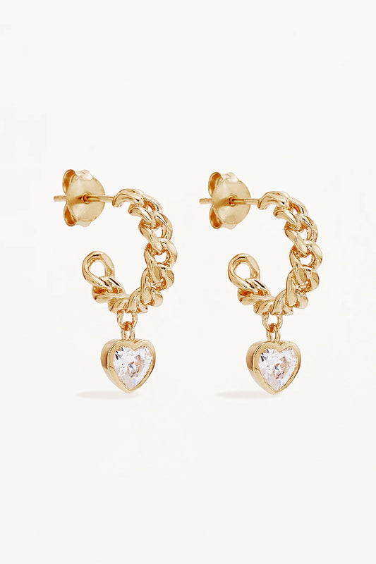 By Charlotte | Radiant Heart Curb Hoops - Gold