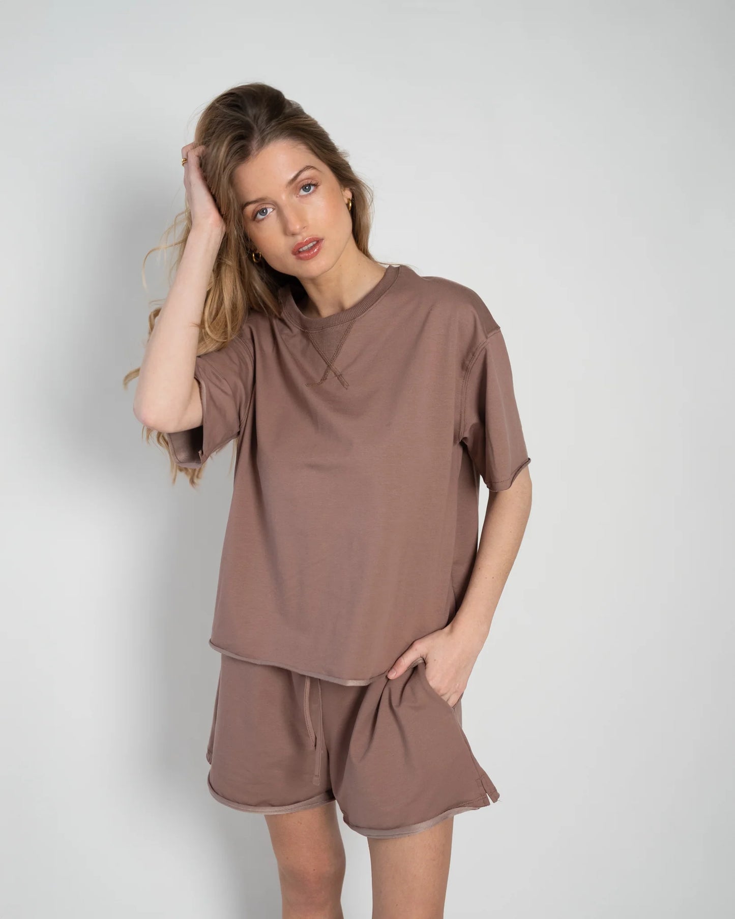 Lou & Odette | Lou Short Sleeve Sweatshirt - Taupe