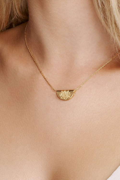 By Charlotte | Lotus Short Necklace - Gold